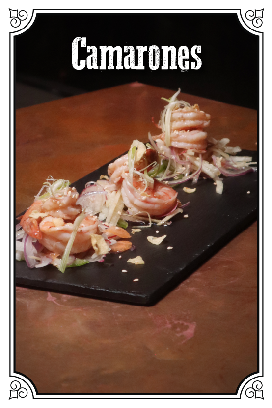 Camarones Escalfados Con Cítricos Con Ensalada De Verduras En Rodajas Y Vinagreta De Jalapeños $145.00mxn
